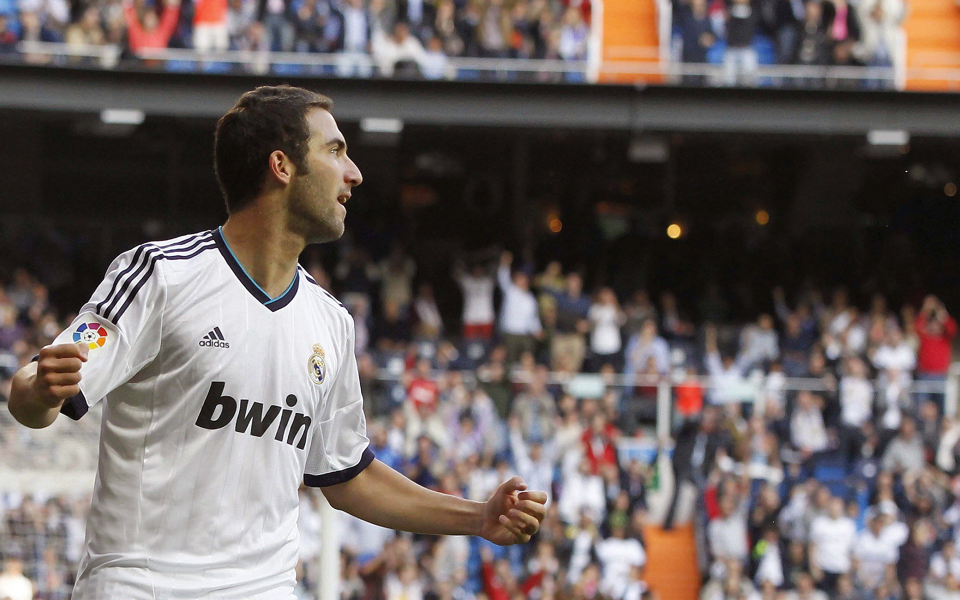 沙尔克实力不俗,将迎接马德里竞技挑战,沙尔克球场